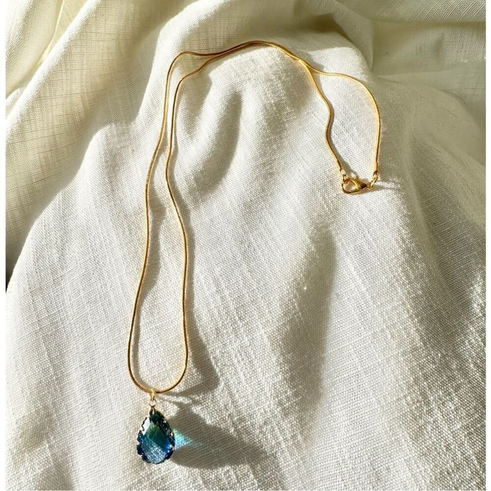 Glass ombre blue and green teardrop pendant necklace 